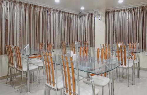 Shivajinagar Hotel | Townhouse Oak Orchard Hotel