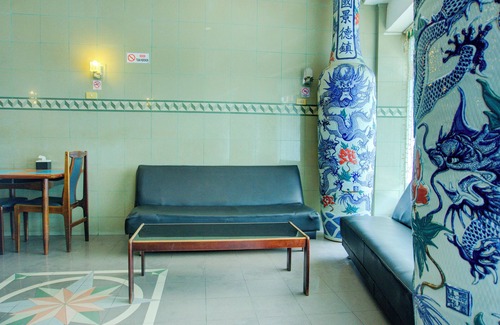 Palembang Hotel | Townhouse Oak Palembang Near Jembatan Ampera Formerly Azzura Hotel