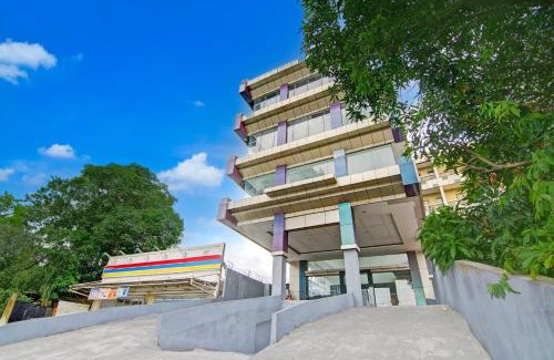 Pekanbaru Hotel | Townhouse Oak Pekanbaru near Mall Pekanbaru formerly Hotel Grand Sahara