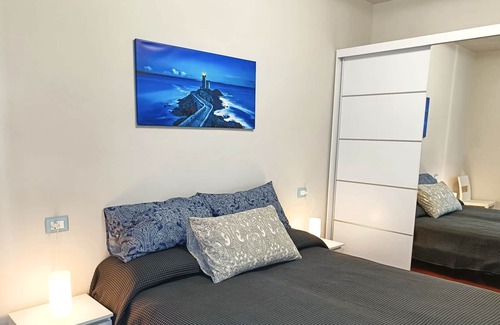Ronchi House | Townhouse seaview in Tuscany