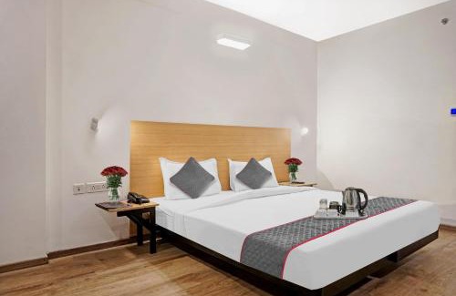 Tathawade Hotel | Townhouse Somani TC