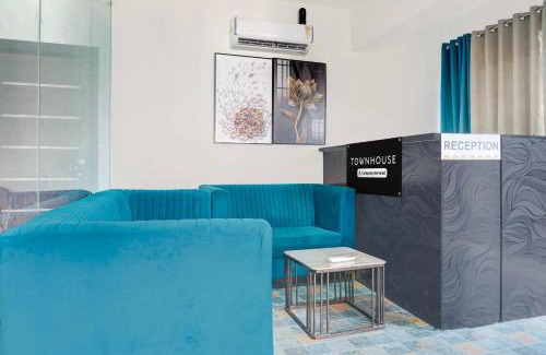 Phase 1 Hotel | Townhouse Uptown Hinjewadi
