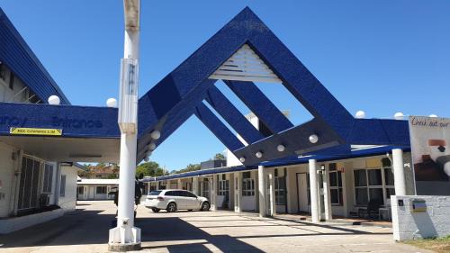 Rosslea Hotel | Townsville City Motel