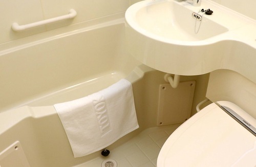 Anjo Hotel | Toyoko Inn Mikawa Anjo Station Shinkansen Minami 1