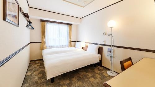 Toyonaka Hotel | Toyoko Inn Osaka Itami Airport