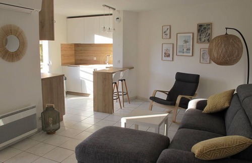 Saint-Raphael Apartment | Très bel appartement 2 pièces proche de la mer et de toutes commodités