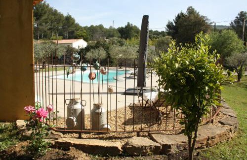 Le Beausset Villa | Très belle Bastide provençale avec Piscine pour 10 Personnes