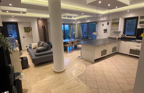 Konyaalti House | Esiyok Villa in Antalya with heated pool