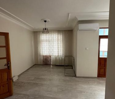 Trabzon Apartment | Trabzon Meydanın Göbeğinde Kiralık Daire