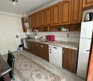 Trabzon Apartment | Trabzon Meydanın Göbeğinde Kiralık Daire