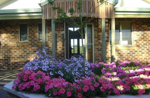 Waterview Heights House | Tracks End Retreat - A peaceful getaway 20 minutes from Grafton - Free WiFi