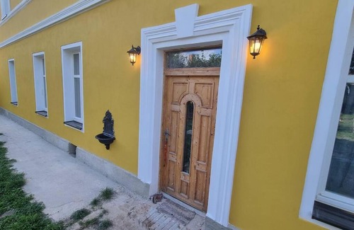 Msene-lazne House | Tradiční romatický starý statek