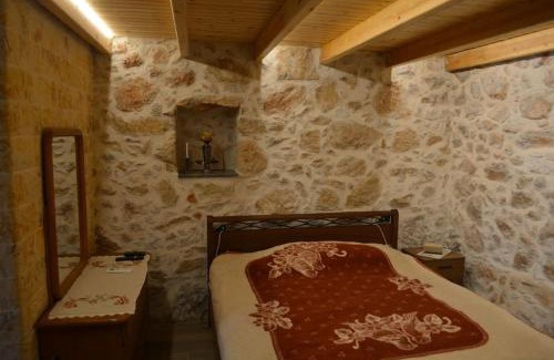 Agios Georgios Sykousis House | Traditional Chios House