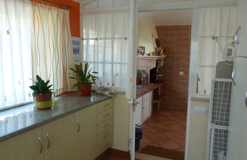Caldas da Rainha Villa | Traditional 3 bedroom villa for 6 people with private swimming pool
