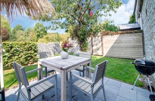 Clavier House | Traditional Cottage with private terrace, cleaning included