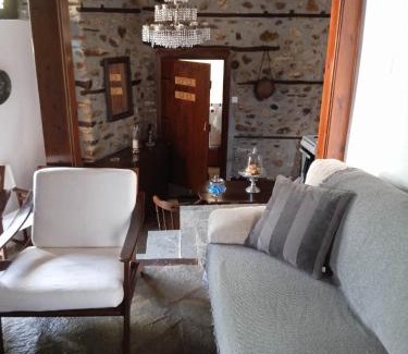 Amphipolis House | Traditional House "Elisavet"
