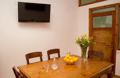 Fres House | Traditional house in Fres