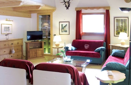 Sauze d'Oulx Other | Traditional House for 8 Guests with Parking in Sauze d'Oulx