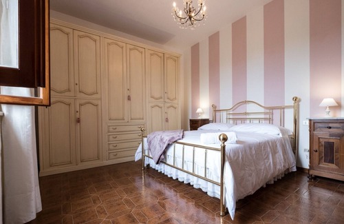 Massarella Apartment | Traditional house with fireplace and terrace-WONDERFUL VIEW ON THE HILLS