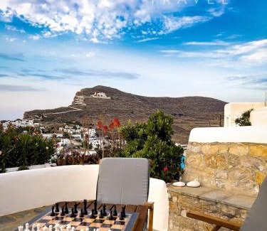 Chora Folegandros House | Traditional Maisonette with picturesque Chora View