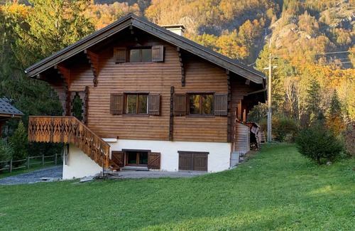Sixt-Fer-a-Cheval Ski Chalet | Traditional Ski Chalet with Stunning Views