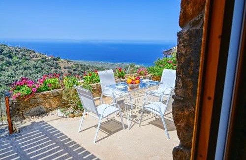 Keramoti House | Traditional Stone House with Mountain & Sea Views "KeramotisDream"