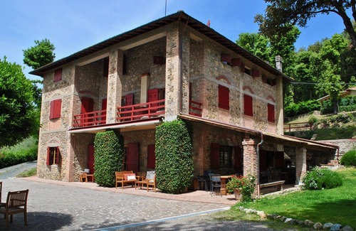 Gambassi Terme Villa | traditional Tuscan Villa, the perfect retreat for families and friends