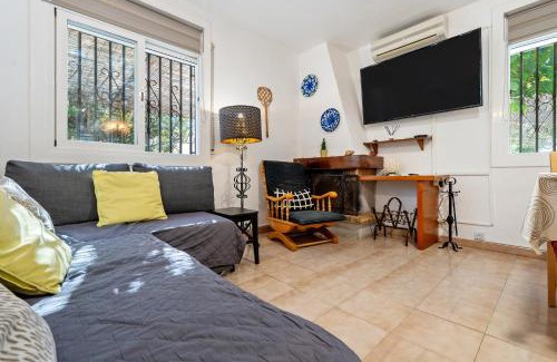 Creixell Villa | Traditional Villa