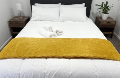 Royal Oak House | Trafalgar Place