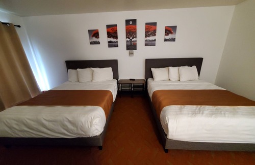 Sheridan Hotel | Trail's End Motel Sheridan