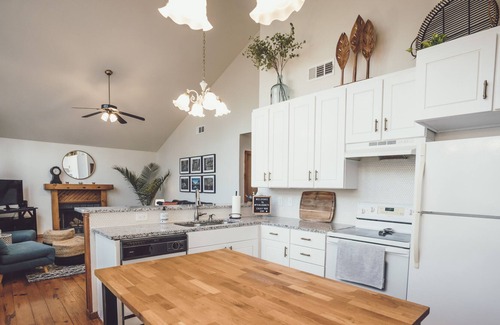 Holly Lake Ranch Cabin | @TrailsEdgeTX Trendy Cabin on 2 Acre Wooded Lot