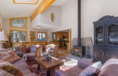 Alpine Meadows House | Trailside - Alpine Meadows 6 Bedroom with Private Hot tub