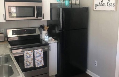 Damascus Cottage | TrailSide Cottage, Damascus VA- directly on the Virginia Creeper Trail