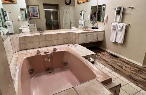 Bella Vista Apartment | Trailside Vacation Home 8