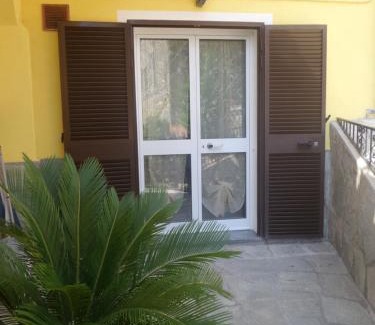 Cipressa House | Tramonti e mare 2