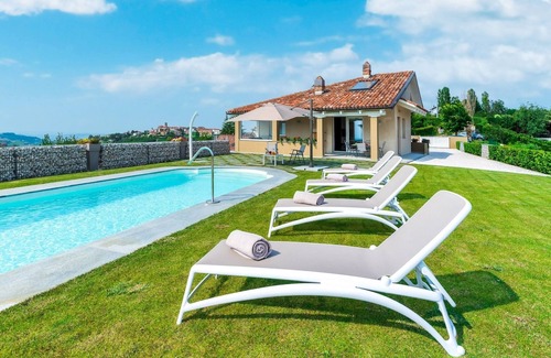 Montelupo Albese Villa | Tramonto Albese 4, Emma Villas