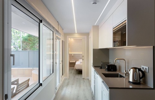 Vilassar de Mar Apartment | Tramuntana - Aparthotel with Swimming Pool