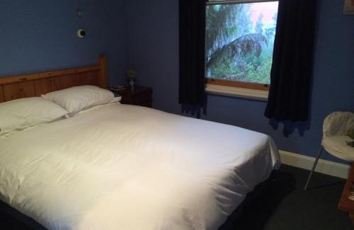 Strahan House | Tramway Cottage