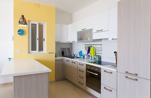 Xaghra Apartment | Trankwilla! New 3½ room Apartment. Large Pool! Sun Terrace. Near Ramla Beach!