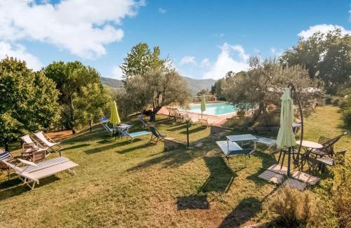 Monte Santa Maria Tiberina House | Tranquil Farmhouse in Umbria