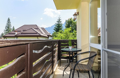 Busteni House | Tranquil 1-bedroom house in Bușteni