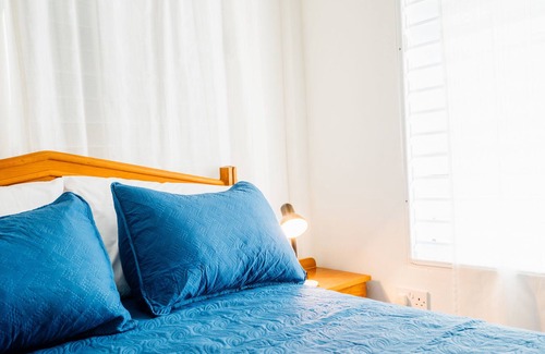 Hillsborough Apartment | Tranquil 2 Bed Apt, sea view, 2 Person Hot Tub, no traffic