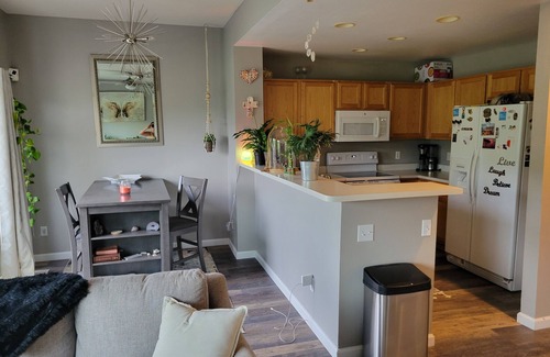Ken Caryl Condo | Tranquil 2-bedroom at Red Rocks & Chatfield ~ Winter Wonderland