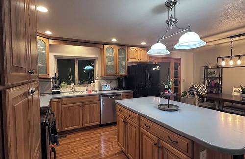 Hood River House | Tranquil 2-bedroom house with AC in Hood River