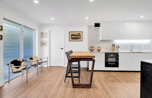 Currumbin Waters House | Tranquil 3 bed getaway in Currumbin Pool and Spa!