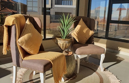Greater Johannesburg Metropolitan Area House | Tranquil and Peaceful View Site Space which is close to all amenities
