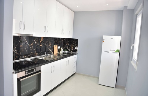 Shkoder Apartment | Tranquil apartment with AC in charming Shkoder