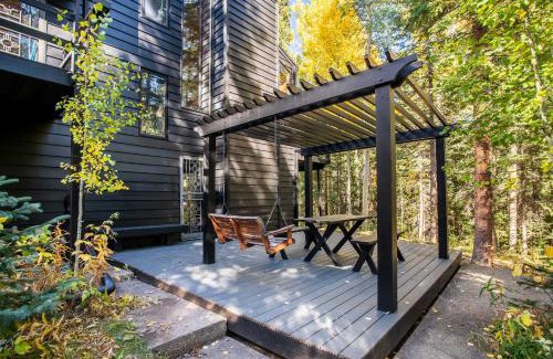 Downieville-Lawson-Dumont House | Tranquil Dumont Home with Creek and Mtn Views!