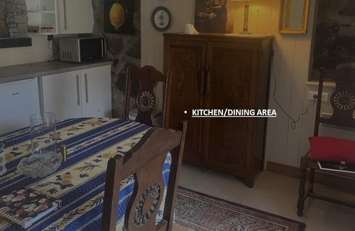 Lohuec Cottage | Tranquil Gite in central Brittany. Dog Friendly.