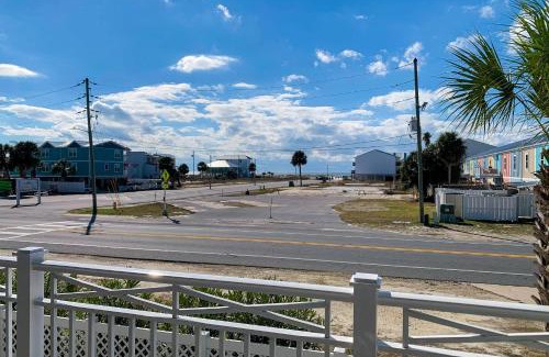 Mexico Beach Apartment | Tranquil Harbour 112